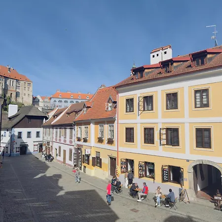 75 V Centru Krumlova Apartamento *